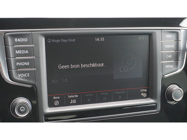 Volkswagen Touran 1.4 TSI 150pk Comfortline Business DSG 7-Zits LED Elek.Trekhaak Clima Navi App-Connect Adaptive Cruise Control 17inch LM *Comple