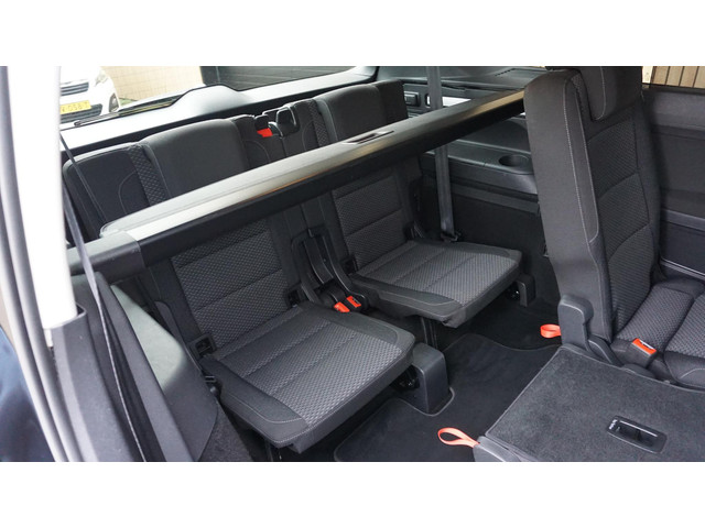 Volkswagen Touran 1.4 TSI 150pk Comfortline Business DSG 7-Zits LED Elek.Trekhaak Clima Navi App-Connect Adaptive Cruise Control 17inch LM *Comple