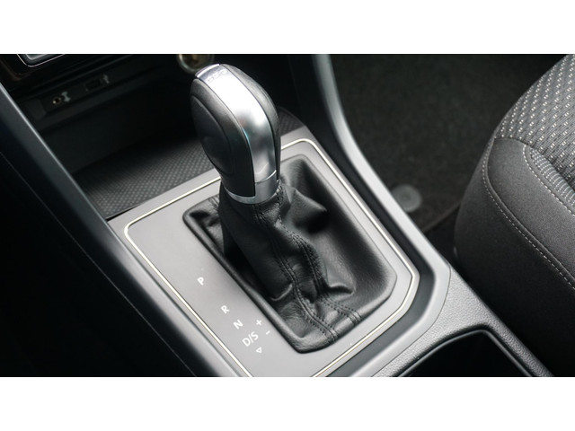 Volkswagen Touran 1.4 TSI 150pk Comfortline Business DSG 7-Zits LED Elek.Trekhaak Clima Navi App-Connect Adaptive Cruise Control 17inch LM *Comple