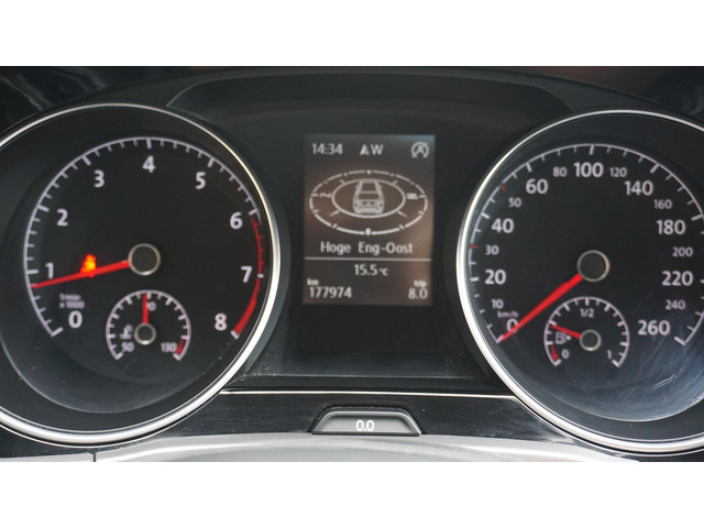 Volkswagen Touran 1.4 TSI 150pk Comfortline Business DSG 7-Zits LED Elek.Trekhaak Clima Navi App-Connect Adaptive Cruise Control 17inch LM *Comple