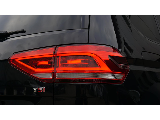 Volkswagen Touran 1.4 TSI 150pk Comfortline Business DSG 7-Zits LED Elek.Trekhaak Clima Navi App-Connect Adaptive Cruise Control 17inch LM *Comple