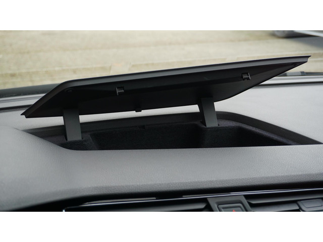 Volkswagen Touran 1.4 TSI 150pk Comfortline Business DSG 7-Zits LED Elek.Trekhaak Clima Navi App-Connect Adaptive Cruise Control 17inch LM *Comple