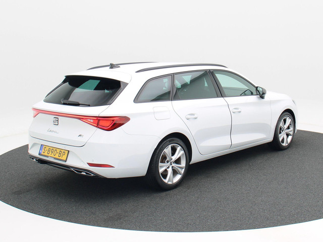 Seat Leon Sportstourer 1.0 eTSi 110 Pk Automaat FR Business | LED | Virtual Cockpit | Navigatie | Climate | Lane Assist | PDC achter | 17