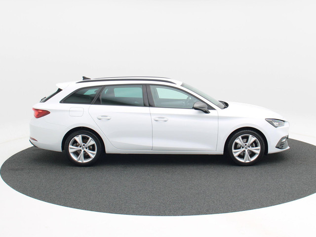 Seat Leon Sportstourer 1.0 eTSi 110 Pk Automaat FR Business | LED | Virtual Cockpit | Navigatie | Climate | Lane Assist | PDC achter | 17