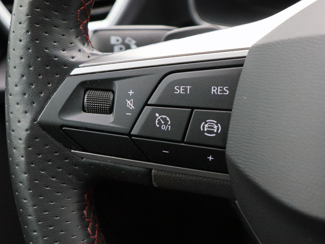Seat Leon Sportstourer 1.0 eTSi 110 Pk Automaat FR Business | LED | Virtual Cockpit | Navigatie | Climate | Lane Assist | PDC achter | 17