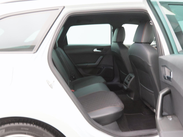Seat Leon Sportstourer 1.0 eTSi 110 Pk Automaat FR Business | LED | Virtual Cockpit | Navigatie | Climate | Lane Assist | PDC achter | 17