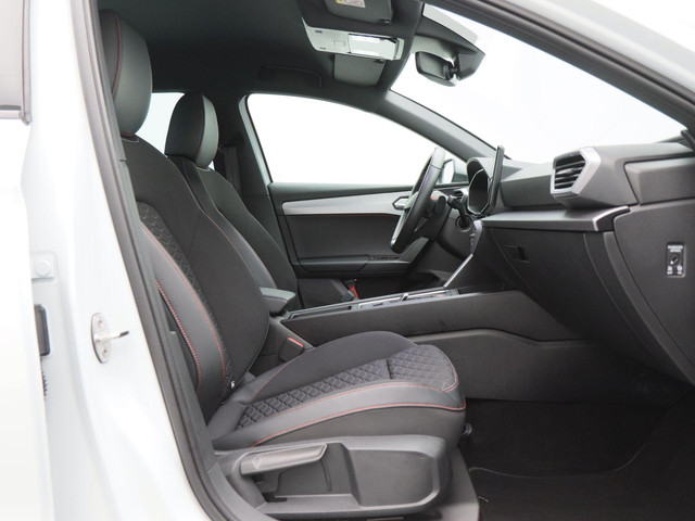 Seat Leon Sportstourer 1.0 eTSi 110 Pk Automaat FR Business | LED | Virtual Cockpit | Navigatie | Climate | Lane Assist | PDC achter | 17