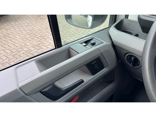 Volkswagen Crafter 2.0 TDI 75KW 102PK EURO 6 L2H3 EURO 6 AIRCO NAVIGATIE CAMERA CRUISE CONTROL 100% DEALERONDERHOUDEN