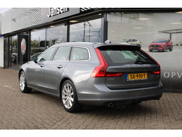 Volvo V90 2.0 T4 Momentum , Automaat, Leder, Trekhaak, Dakrails, Navi, Stoel Stuurverwarming, Camera, Adap.Cruise, Apple Carplay & Android