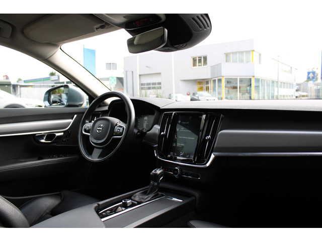 Volvo V90 2.0 T4 Momentum , Automaat, Leder, Trekhaak, Dakrails, Navi, Stoel Stuurverwarming, Camera, Adap.Cruise, Apple Carplay & Android