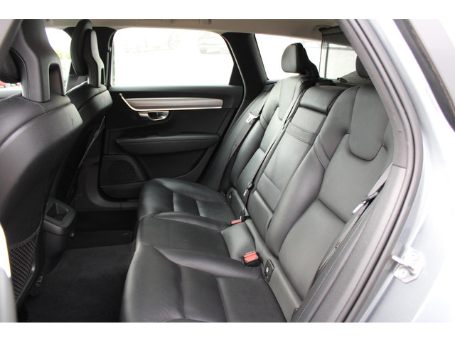Volvo V90 2.0 T4 Momentum , Automaat, Leder, Trekhaak, Dakrails, Navi, Stoel Stuurverwarming, Camera, Adap.Cruise, Apple Carplay & Android