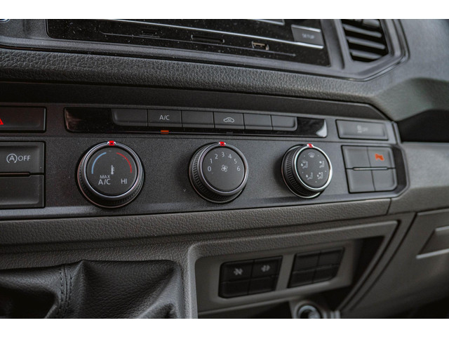 Volkswagen Crafter 2.0 TDI L4H3 140PK Trendline Cruise Control Airco Volkswagen Crafter 35 2.0 TDI EURO VI