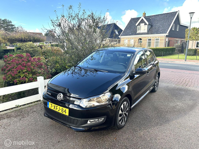 volkswagen-polo-1.4-tdi-bluemotion-5-deurs-airco-navigatie-bluetooth-cruise-controle-zeer-zuinig--