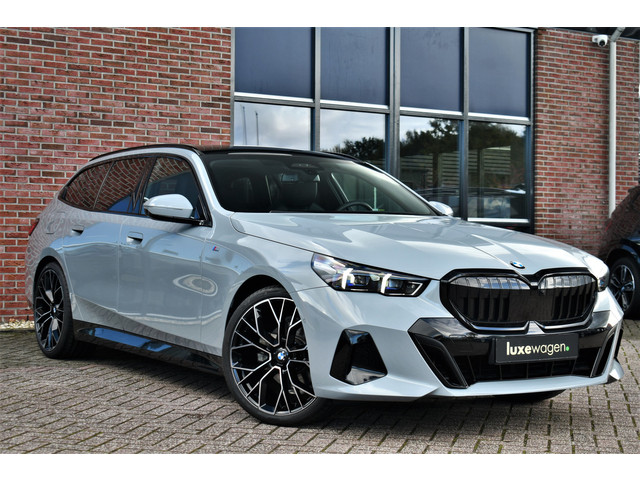 bmw-5-serie-touring-520i-m-sport-pano-trekh-acc-360-bw-hud-21inch-stoelventilatie