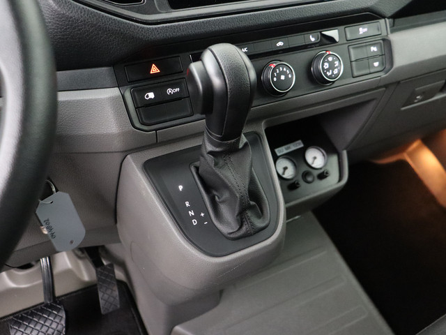 Volkswagen Crafter 2.0TDI 177PK DSG Automaat L5H3 XXL | Led | Luchtvering | Navigatie | Camera | 3-Persoons | Betimmering | Airco | Cruise