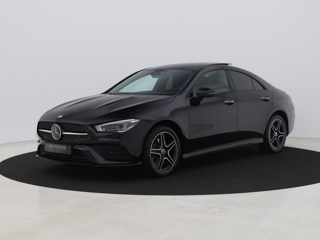 mercedes-benz-cla-250-e-amg-line---pano---360---adaptive---keyless---hud---sfeerverlichting---stoelverw.---trekhaak