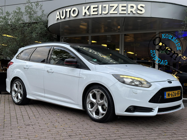 ford-focus-wagon-2.0-ecoboost-st-2-recaro-stoelverw.-cruise-clima-keyless-18--lm-250-pk-