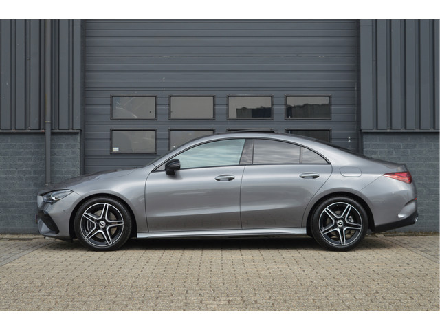 mercedes-benz-cla-200-amg-line---pano---sfeerverlichting---camera---keyless--