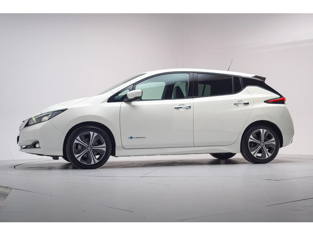 nissan-leaf-tekna-40-kwh--led-leder-stoelverwarming-trekhaak-