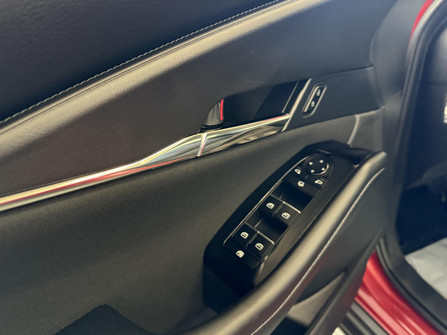 Mazda CX-30 2.0 e-SkyActiv-G M Hybrid Sportive AUTOMAAT | TRHK | HUD | CARPLAY