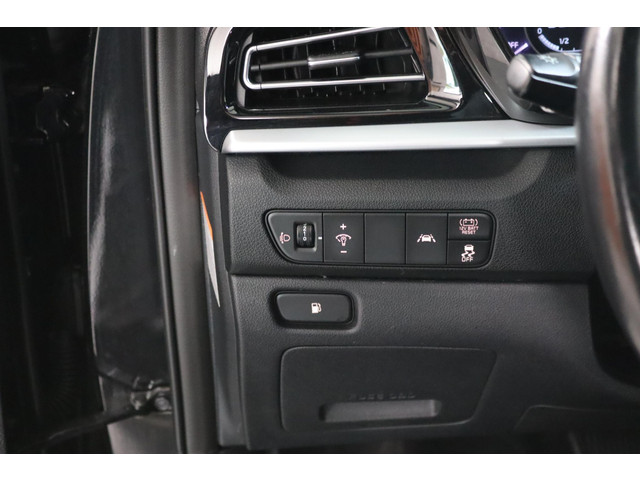 Kia Niro 1.6 GDi Hybrid ComfortLine, Trekhaak, Adaptieve Cruise Control, Stoel Stuurwarming, Apple CarPlay Android Auto