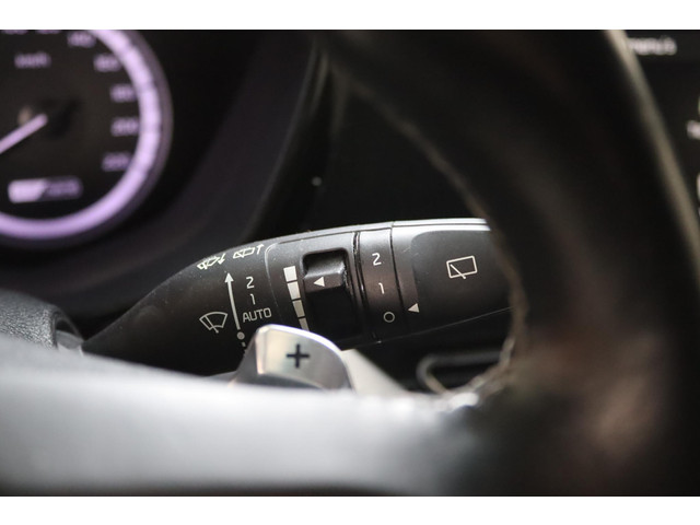 Kia Niro 1.6 GDi Hybrid ComfortLine, Trekhaak, Adaptieve Cruise Control, Stoel Stuurwarming, Apple CarPlay Android Auto