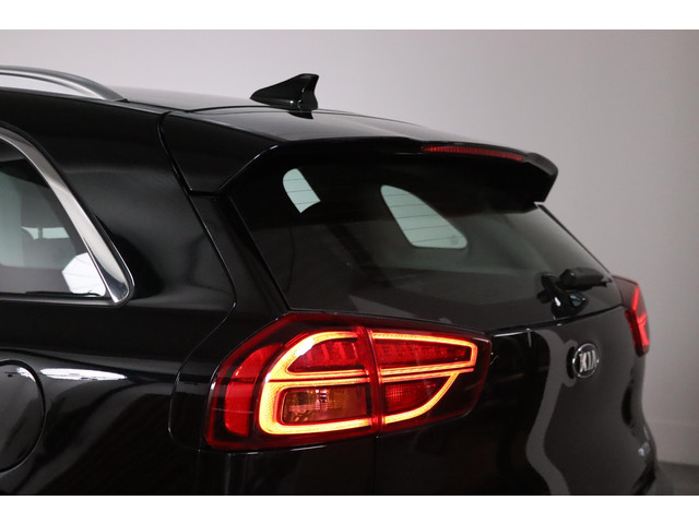 Kia Niro 1.6 GDi Hybrid ComfortLine, Trekhaak, Adaptieve Cruise Control, Stoel Stuurwarming, Apple CarPlay Android Auto