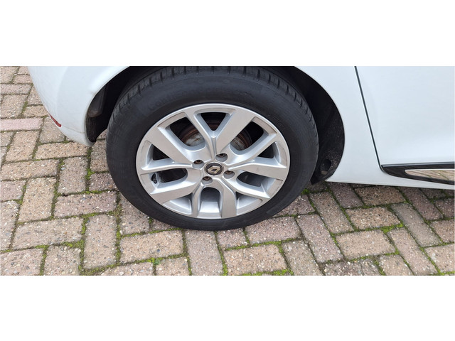Renault Clio 0.9 TCE LIMITED   NAVIGATIE   Airco   BLEUTOOTH