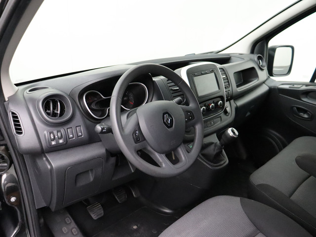 Renault Trafic 2.0DCi 120PK Black Edition | Navigatie | Airco | Cruise | 3-Persoons | Trekhaak