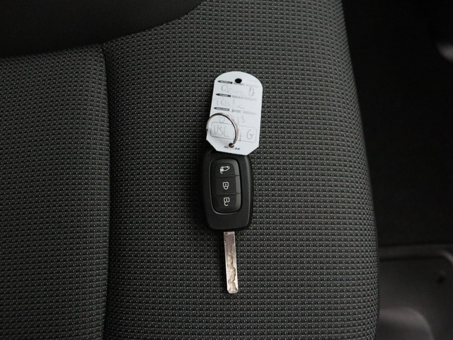 Renault Trafic 2.0DCi 130PK Lang Dubbele Cabine | Multimedia | Camera | 6-Persoons | Airco | Cruise | Trekhaak