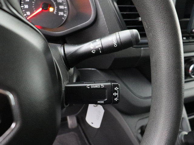 Renault Trafic 2.0DCi 130PK Lang Dubbele Cabine | Multimedia | Camera | 6-Persoons | Airco | Cruise | Trekhaak
