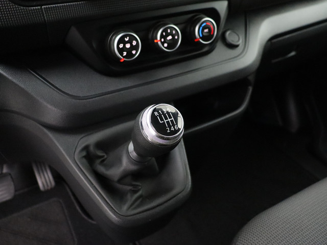 Renault Trafic 2.0DCi 130PK Lang Dubbele Cabine | Multimedia | Camera | 6-Persoons | Airco | Cruise | Trekhaak