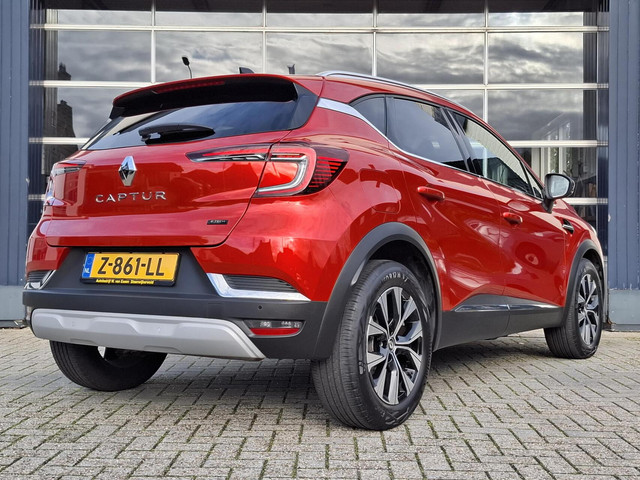 Renault Captur 1.6 E-Tech full hybrid 145 techno