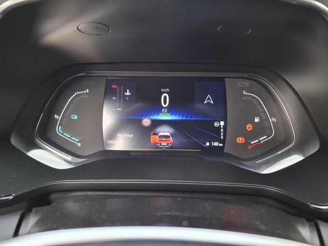Renault Captur 1.6 E-Tech full hybrid 145 techno