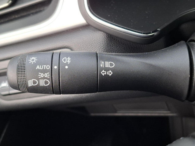 Renault Captur 1.6 E-Tech full hybrid 145 techno