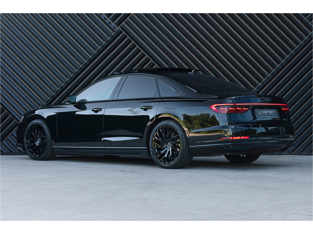 Audi A8 60 TFSI e quattro S-Line S-stoelen Pano B&O 360 Head Up Keyless Softclose Matrix Massage ACC