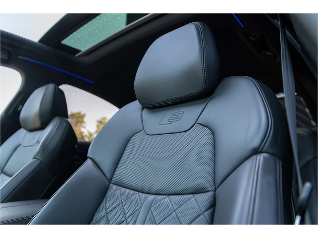 Audi A8 60 TFSI e quattro S-Line S-stoelen Pano B&O 360 Head Up Keyless Softclose Matrix Massage ACC
