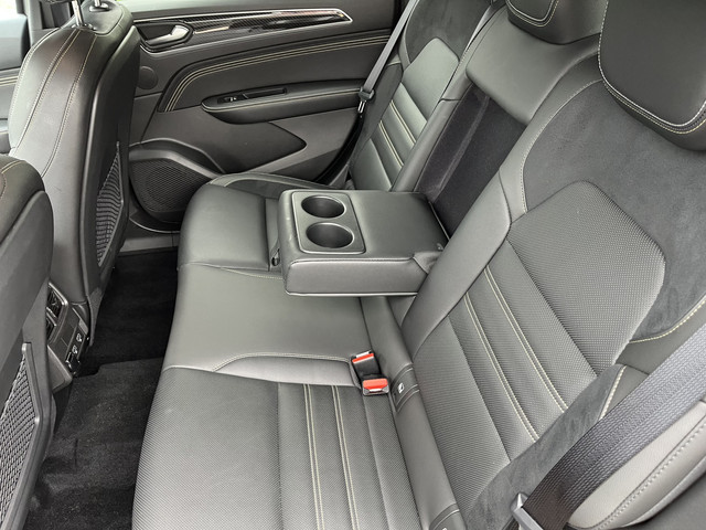 Renault Arkana 1.6 E-Tech hybrid 145 PK E-Tech Engineered   Dealer onderhouden   Stoelverw. + Stuurverw.   Camera   18'' LMV