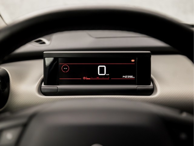 Citroen C4 Cactus 1.2 PureTech Sport (APPLE CARPLAY, GROOT NAVI, CLIMATE, LM VELGEN, GETINT GLAS, SPORTSTOELEN, CRUISE, PARKEERSENSOREN, NIEUWE AP