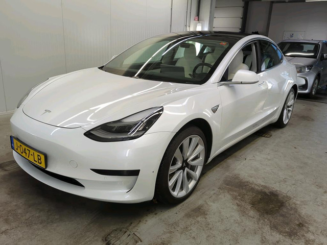 tesla-model-3-range-plus---autopilot---panorama---wit-leder---lmv--