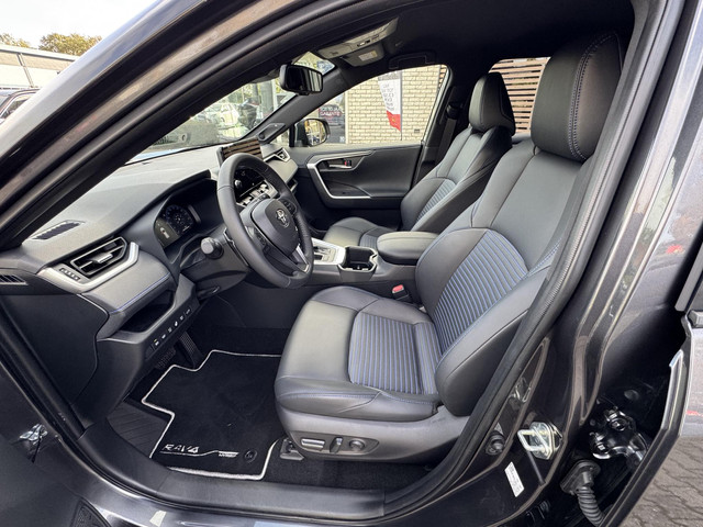 Toyota RAV4 2.5 HYBRID BI-TONE JBL-AUDIO PARKCAMERA EL-KLEP APPLE ANDROID STOEL STUURVERW. KEYLESS