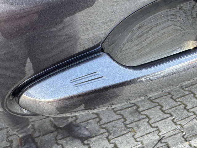 Toyota RAV4 2.5 HYBRID BI-TONE JBL-AUDIO PARKCAMERA EL-KLEP APPLE ANDROID STOEL STUURVERW. KEYLESS