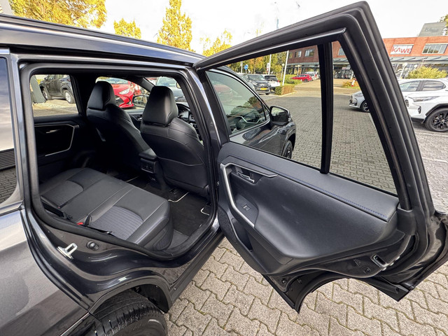 Toyota RAV4 2.5 HYBRID BI-TONE JBL-AUDIO PARKCAMERA EL-KLEP APPLE ANDROID STOEL STUURVERW. KEYLESS