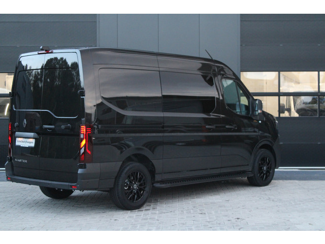 Renault Master T35 2.0 dCi 170pk L2H2 Extra DC - Navigatie - Camera - 270 gr deuren - Parkeersensoren - Draadloos laden - Rijklaar