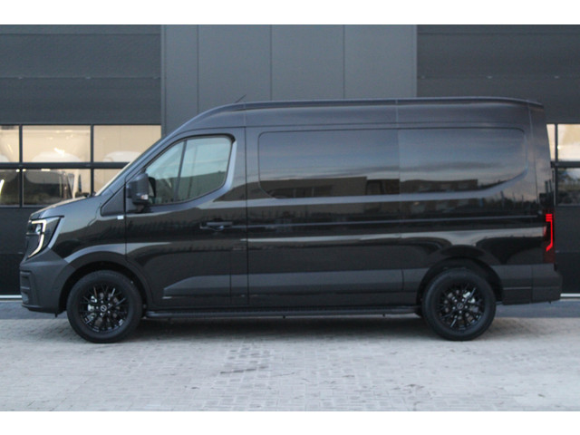 Renault Master T35 2.0 dCi 170pk L2H2 Extra DC - Navigatie - Camera - 270 gr deuren - Parkeersensoren - Draadloos laden - Rijklaar