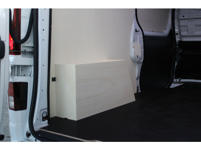 Renault Trafic 2.0 Blue dCi 170 T30 L2H1 Extra 170pk - 2x Schuifdeur - Betimmering - Stoelverwarming - Trekhaak - Camera - LED - Blind Spot - R