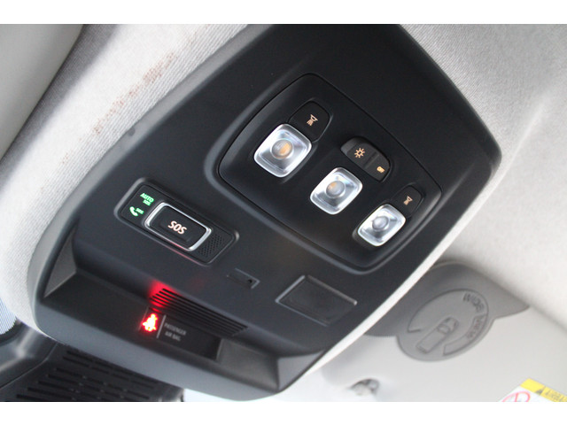 Renault Trafic 2.0 Blue dCi 170 T30 L2H1 Extra 170pk - 2x Schuifdeur - Betimmering - Stoelverwarming - Trekhaak - Camera - LED - Blind Spot - R