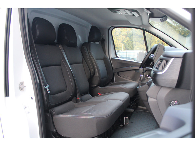 Renault Trafic 2.0 Blue dCi 170 T30 L2H1 Extra 170pk - 2x Schuifdeur - Betimmering - Stoelverwarming - Trekhaak - Camera - LED - Blind Spot - R