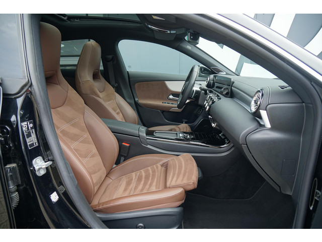 Mercedes-Benz CLA Shooting Brake 180 AMG Line + 360° CAMERA   HEAD-UP   BURMESTER   MEMORY