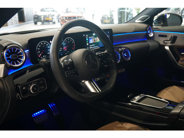 Mercedes-Benz CLA Shooting Brake 180 AMG Line + 360° CAMERA   HEAD-UP   BURMESTER   MEMORY